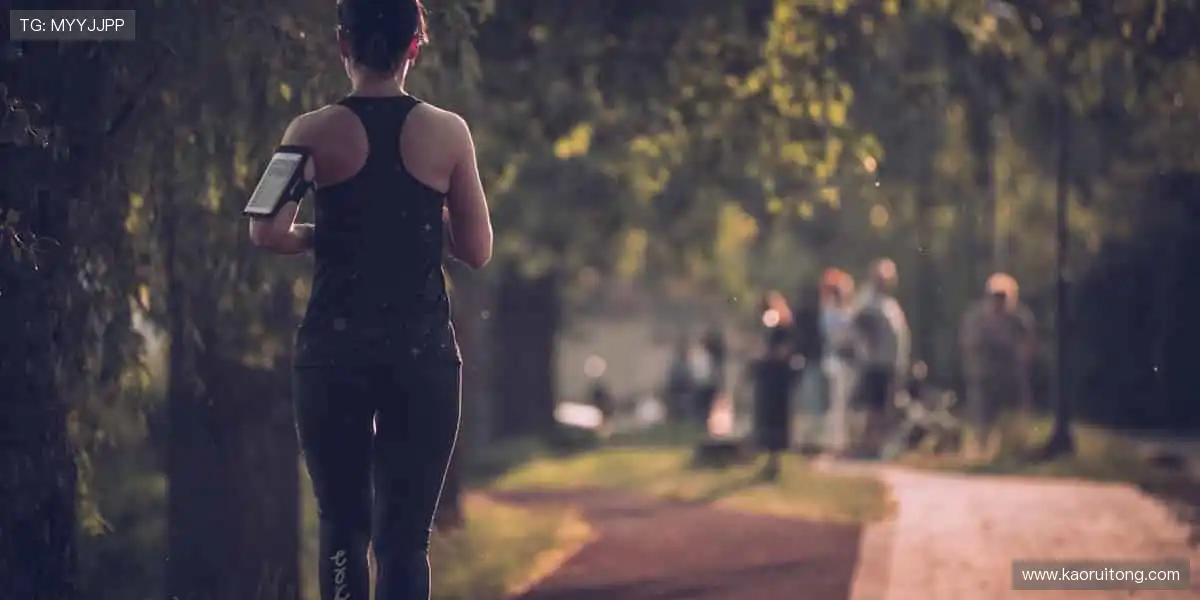 直播镜头锁定胜负悬念，你的呐喊永不迟到！📺